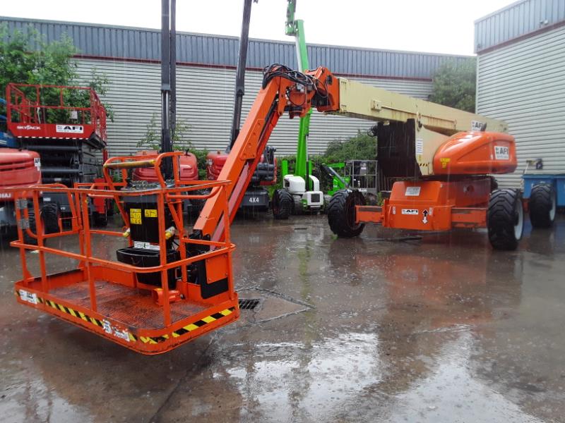 JLG 125AJPS