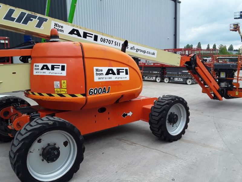 JLG 600AJ