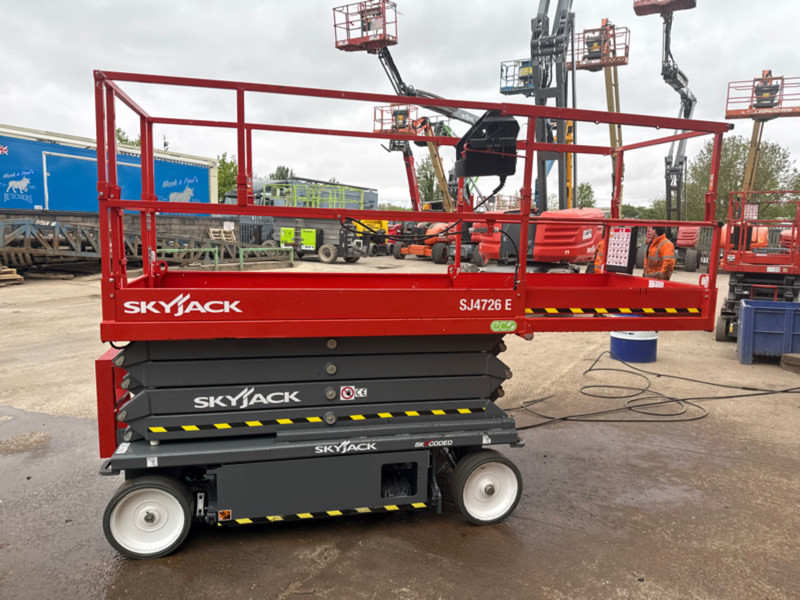 https://resaleimages.afi-rentals.co.uk/forsale/skyjack/sj4726/2025/skyjack-sj4726-2025-1.jpg