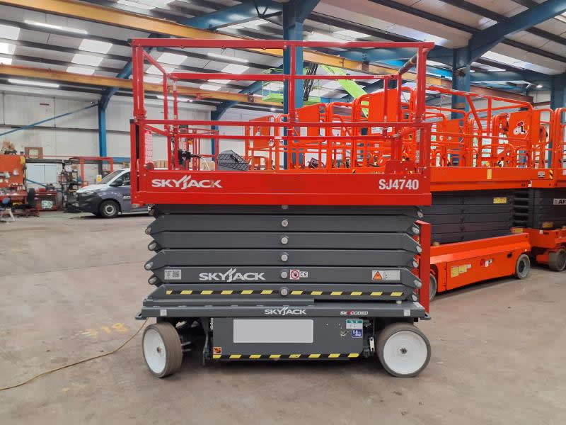 https://resaleimages.afi-rentals.co.uk/forsale/skyjack/sj4740/2024/skyjack-sj4740-2024-1.jpg